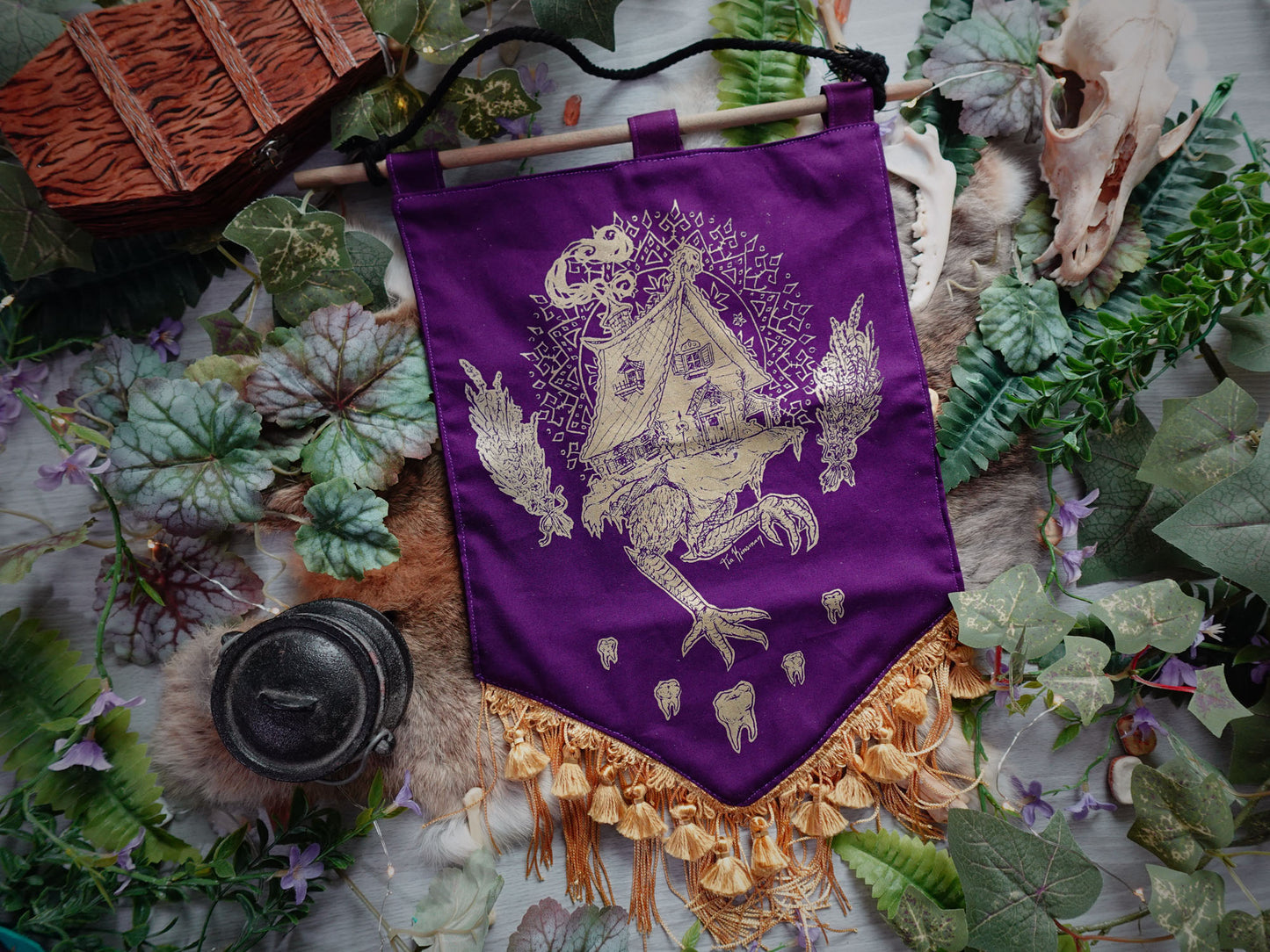 Golden Fantasy Baba Yaga's Hut Bigger Banners