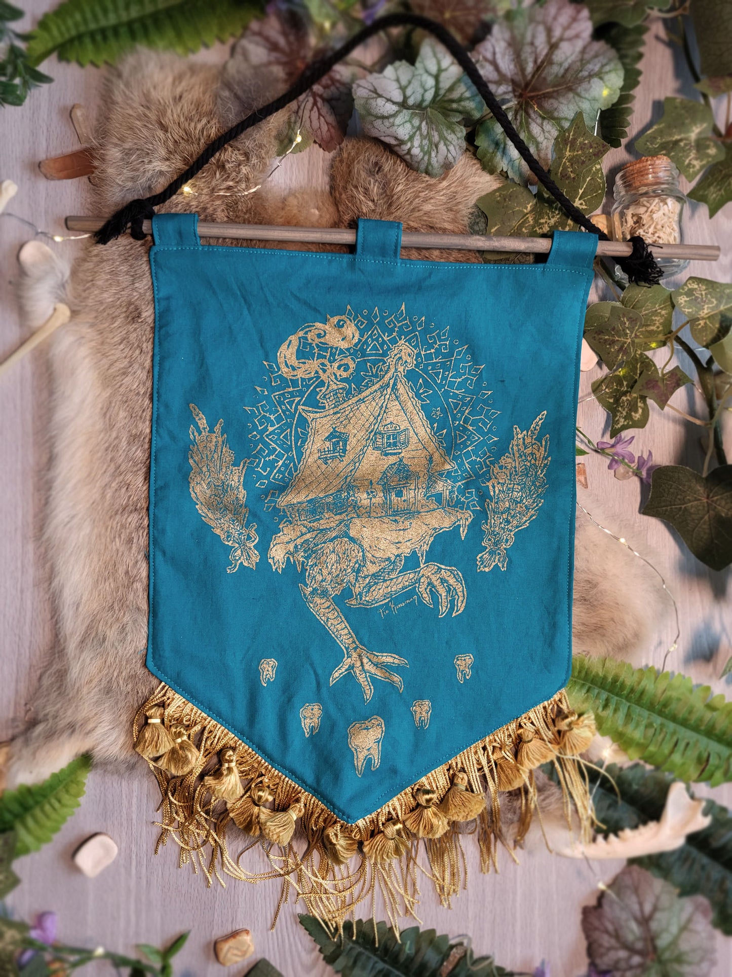 Golden Fantasy Baba Yaga's Hut Bigger Banners