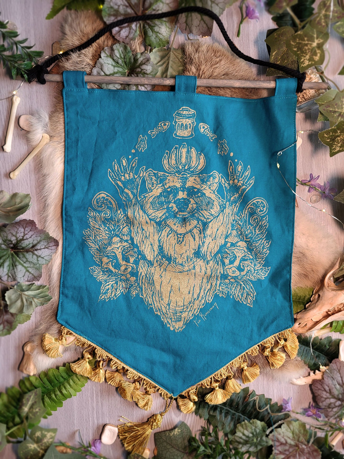 Golden Fantasy Trash King Bigger Banner