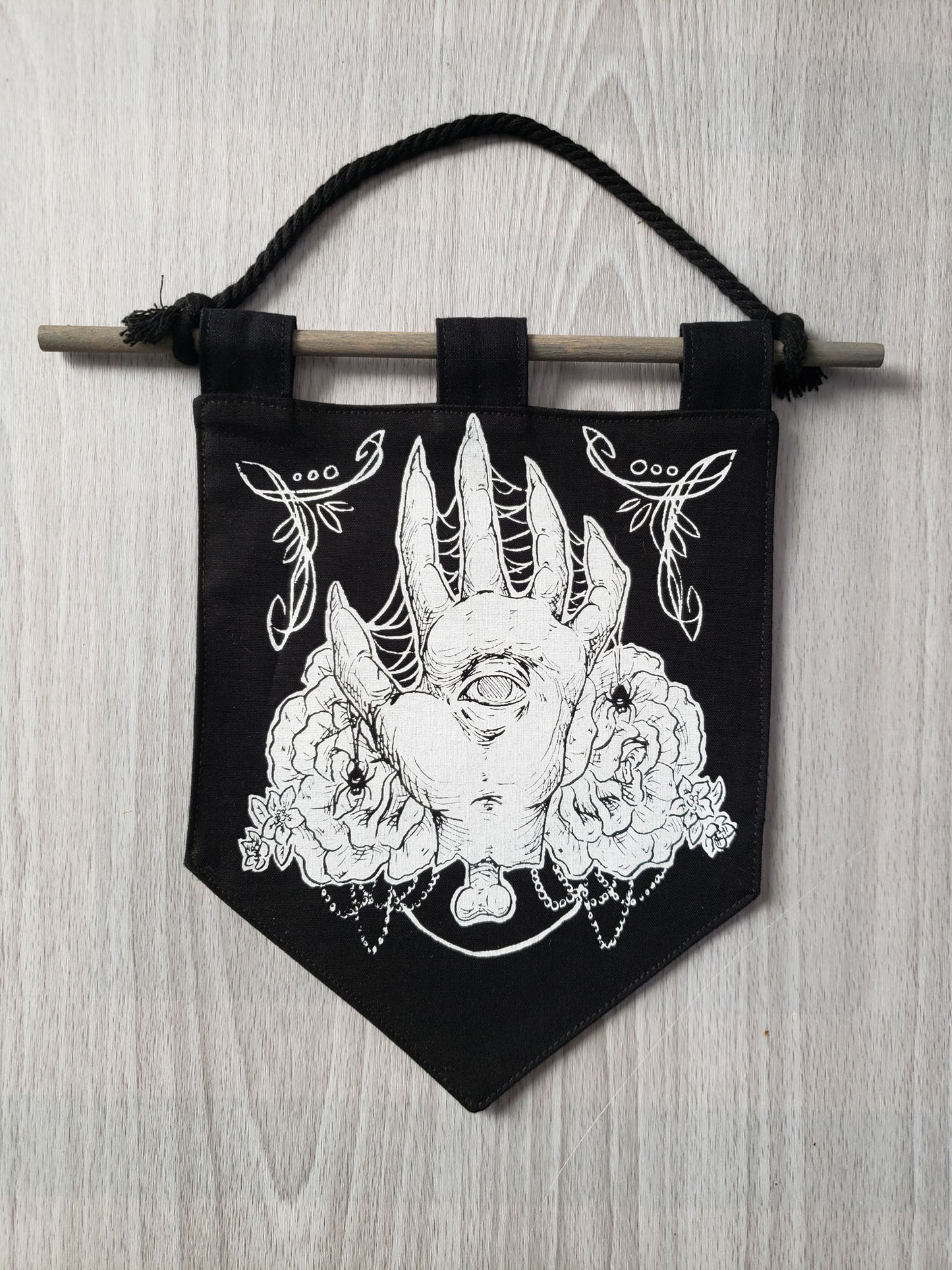 Hand of Fate Bitty Banner
