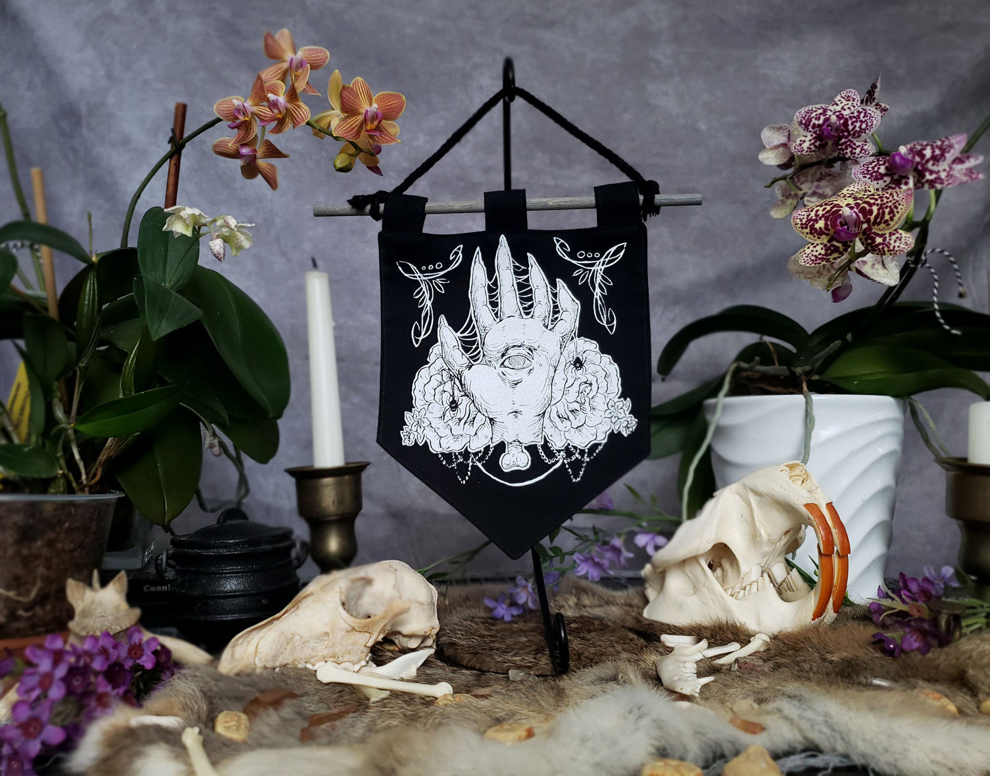 Hand of Fate Bitty Banner