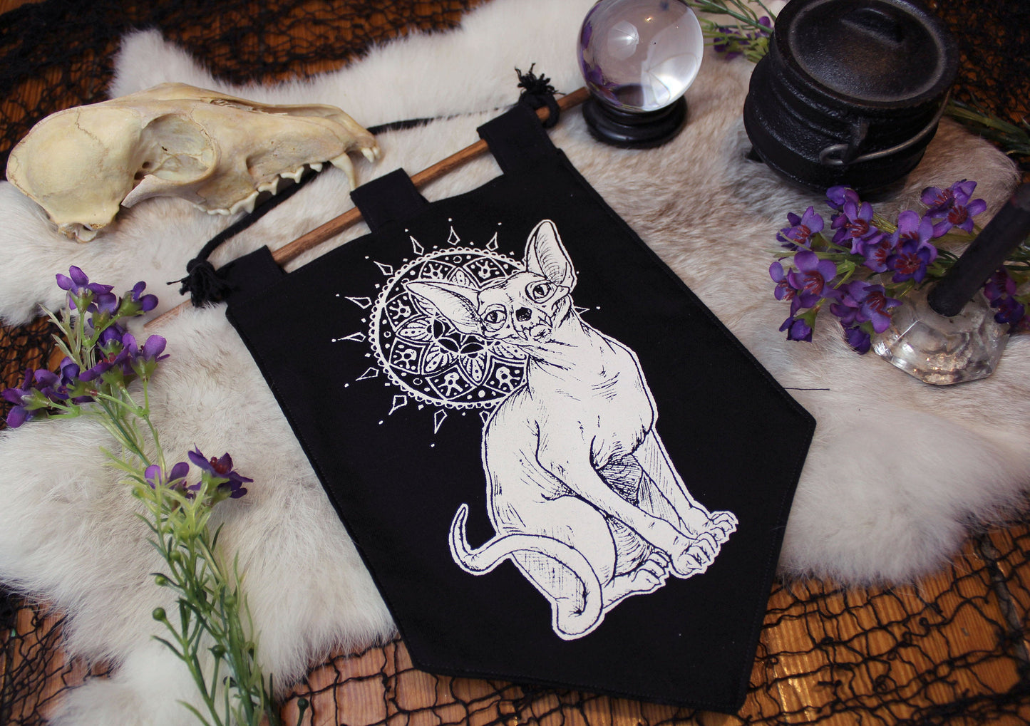 Familiar (Sphynx Cat) Bitty Banner