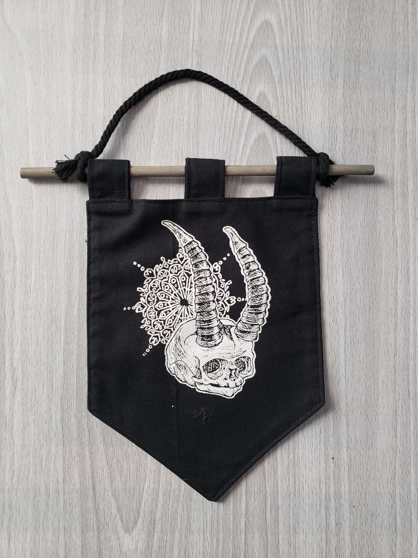 Lil' Demon Skull Bitty Banner