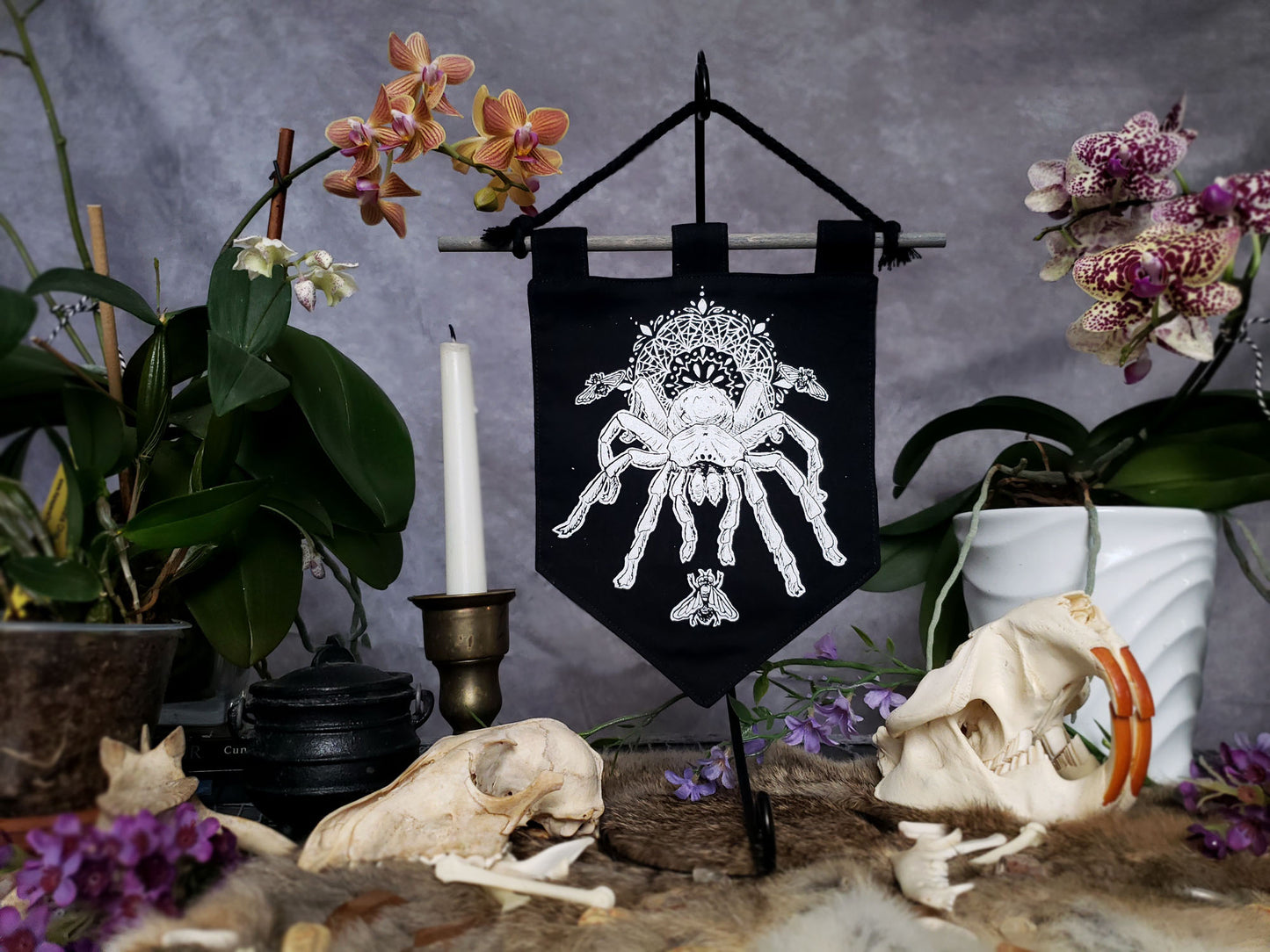 Creepy Crawly Tarantula Bitty Banner