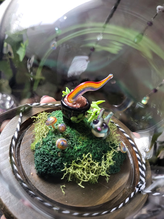 Lucky Pot o' Gold Glass Diorama Dome