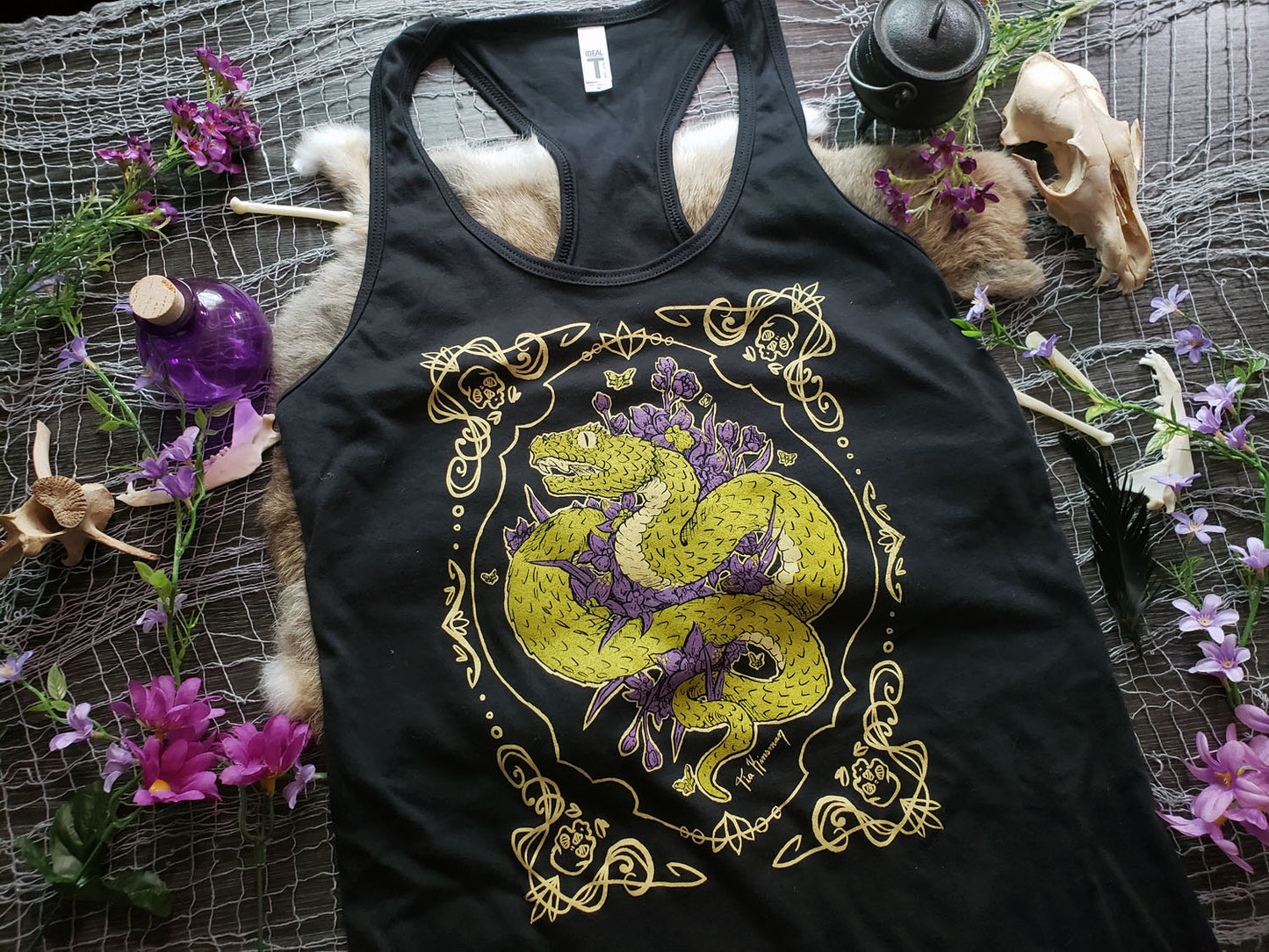 Venomus Bloom Black Women's Tank
